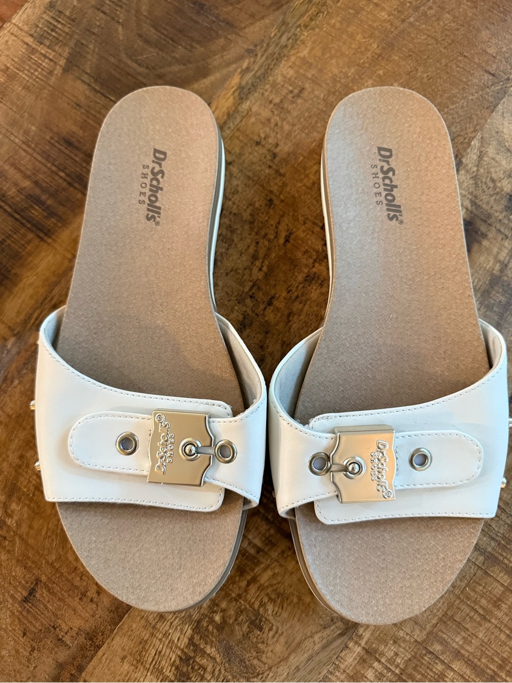 NEW Dr. Scholl's Nice Iconic Slide Sandal in White, Size 7.5 - Picture 8 of 10